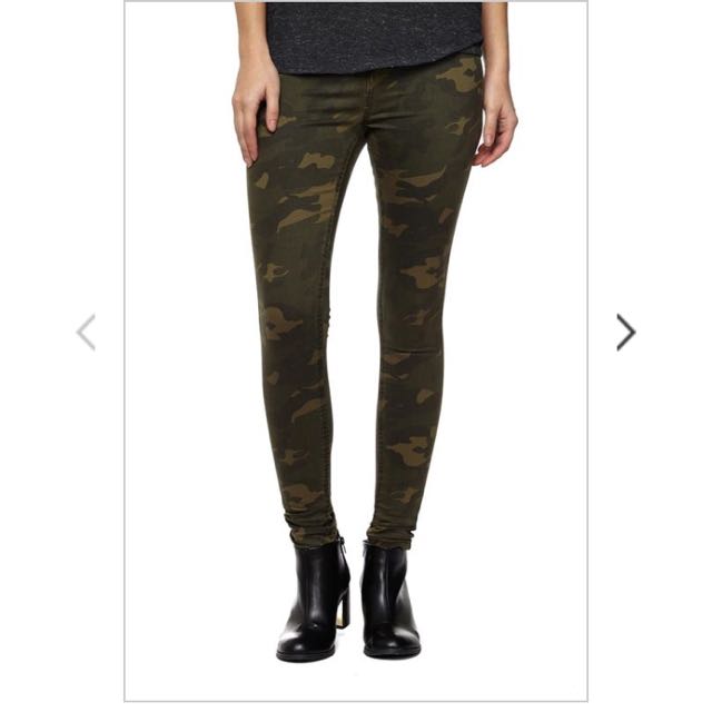 COTTON ON CAMO JEGGINGS, Women's Fashion, Bottoms, Jeans & Leggings on  Carousell