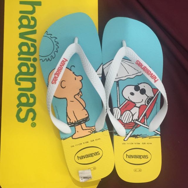 snoopy flip flops