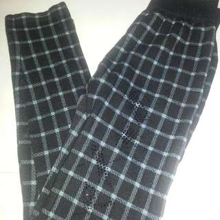 Thick Legging + Little Crystal Design (Free Size*)