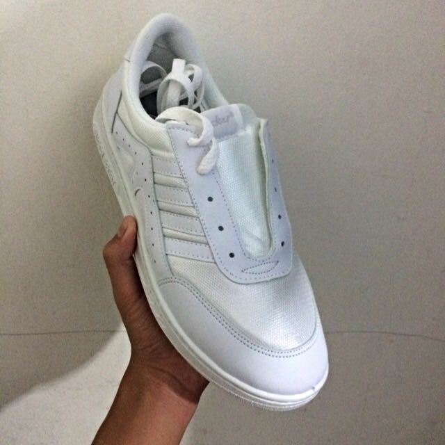 Checker sales school shoes