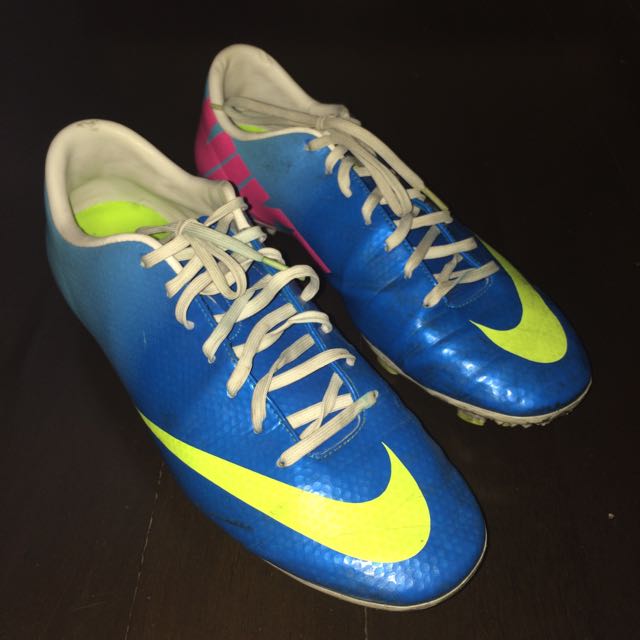 Nike Mercurial, Sports Equipment, Sports & Games, Racket & Ball Sports ...