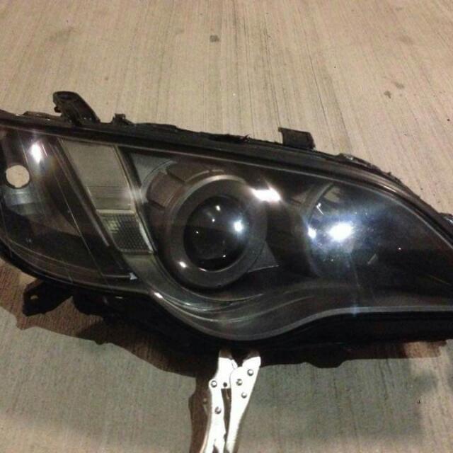 2007 subaru legacy shop headlights