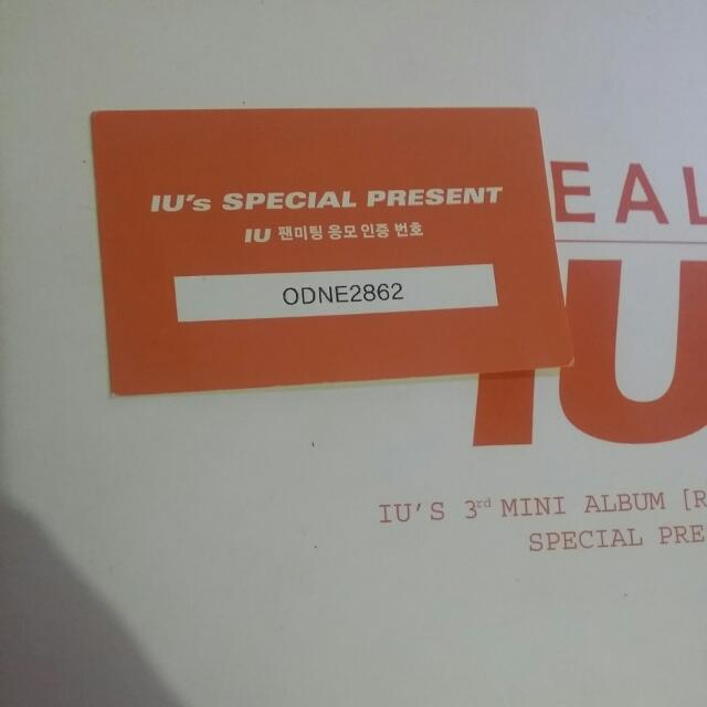 IU 3rd mini Album Real Special Present 已絕版含認證卡片, 興趣及