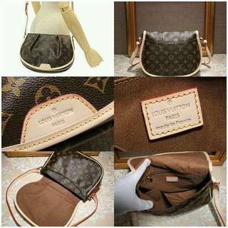 LOUIS VUITTON M40474 MONOGRAM MENILMONTANT PM CROSSBODY BAG, Luxury, Bags &  Wallets on Carousell