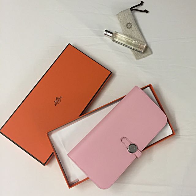 Hermes Dogon Veau Swift Leather Recto Verso Wallet Rose Sakura