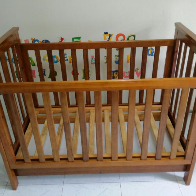 love n care baby cot