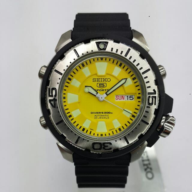 Seiko 5 sport automatic 23 jewels 200m outlet