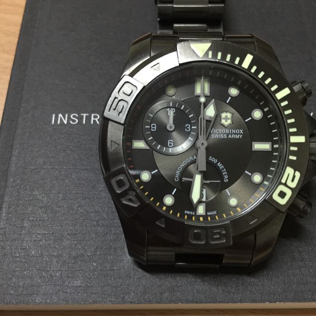 Victorinox Dive Master 241421 Mobile Phones Gadgets