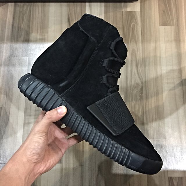 Adidas Yeezy Boost 750 Triple Black US10