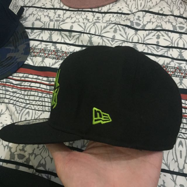 全新cap （分類：棒球帽、帽）位於 Hong Kong。 由 jim1219 提交（商品編號 40279062，圖片 2）。簡介： 。