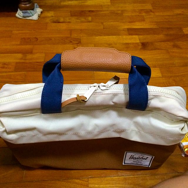 Herschel clark messenger bag top