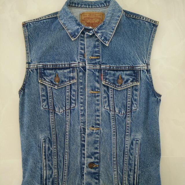 levis jeans vest