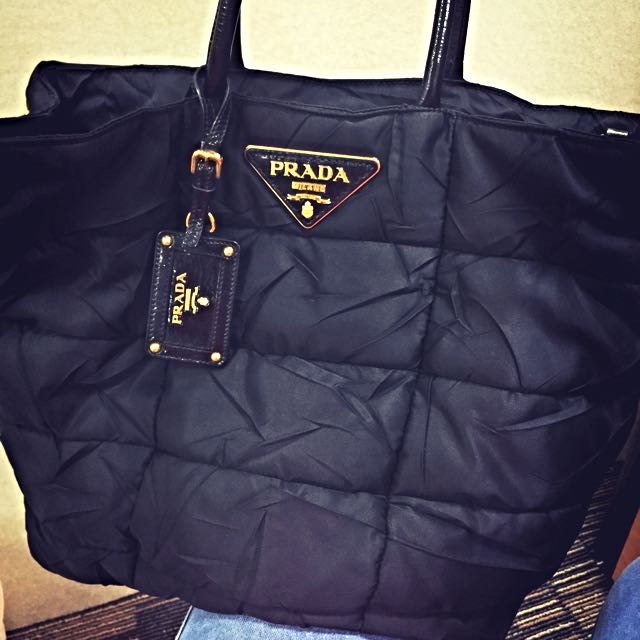 💯% Auth Prada Crispy Nylon Tote, Luxury 