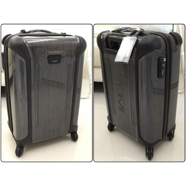 tumi vapor carry on