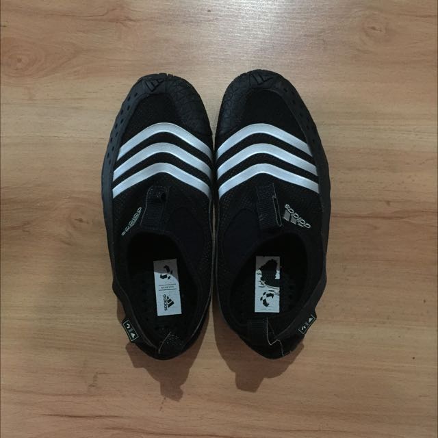 adidas jawpaw shoes
