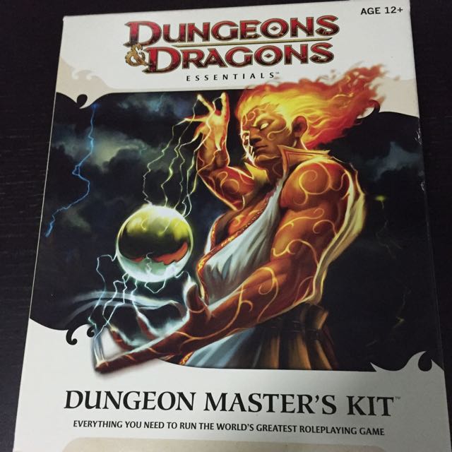 Dungeons & Dragons Essentials (4e) - Dungeon Master's Kit, Hobbies ...