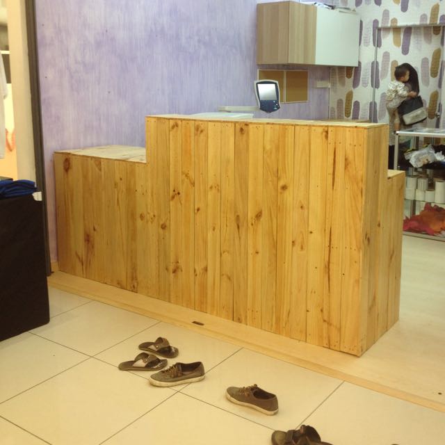 Pine Wood Counter Bar 8x4x2, Furniture & Home Living, Furniture, Tables