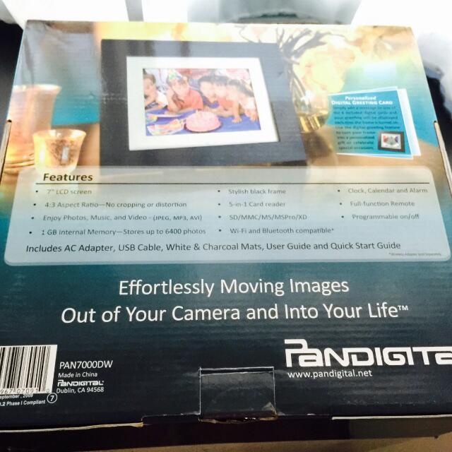 Pandigital 7 Inch Digital Picture Frame Electronics On Carou