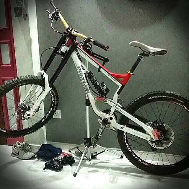  Polygon  Collosus  Dh  2 0  Sports on Carousell