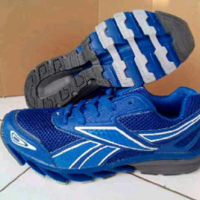 reebok zignano running shoes