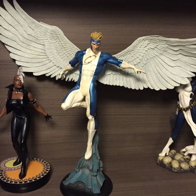 sideshow angel comiquette