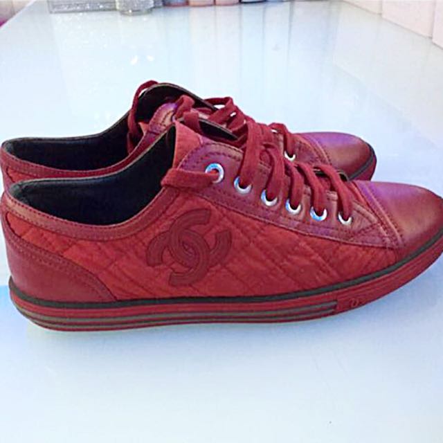 Red chanel shoes top