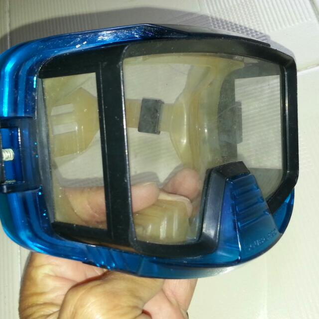 ScubaPro Dive Mask TriVent with Purge Valve (Crystal/Blue), Sports