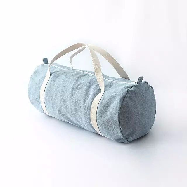 american apparel duffle bag