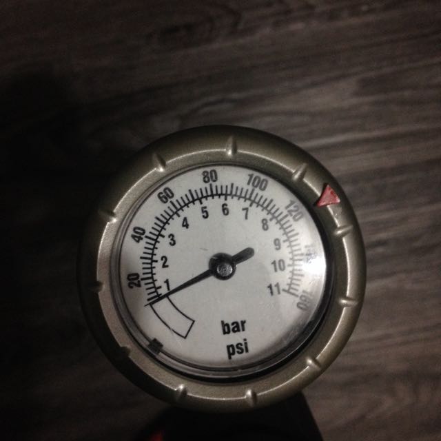 mini bicycle pump with gauge