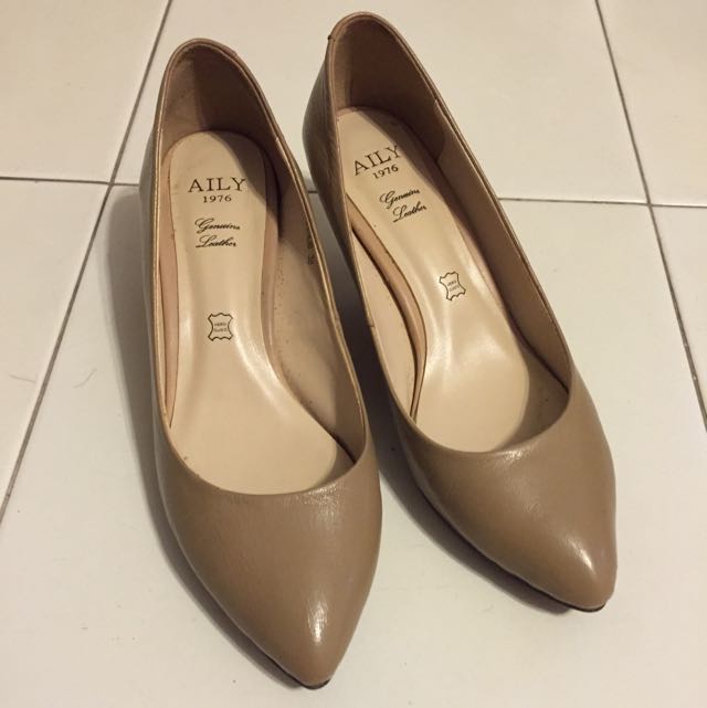 beige short heels