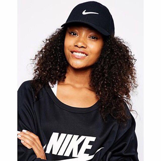 female nike cap