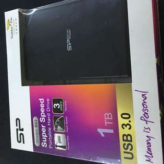 1TB 外接式硬碟USB3.0