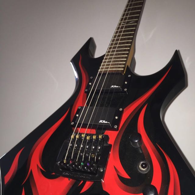 B.C. Rich Kerry King Wartribe Onyx w Red Fire Graphic