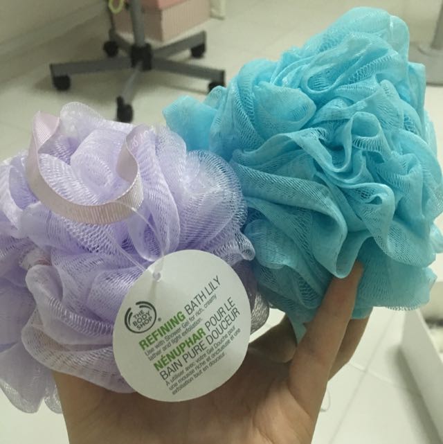 The Body Shop Bath Lily Loofah, Beauty & Personal Care, Sanitary