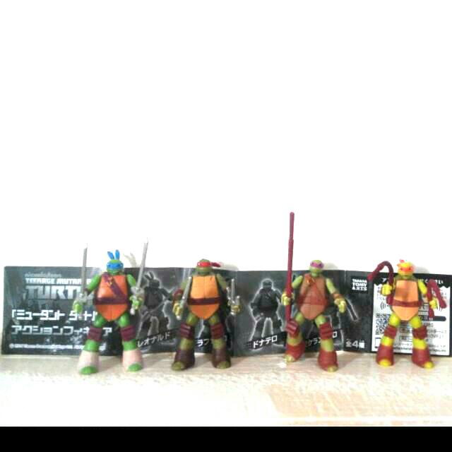 small ninja turtles figures