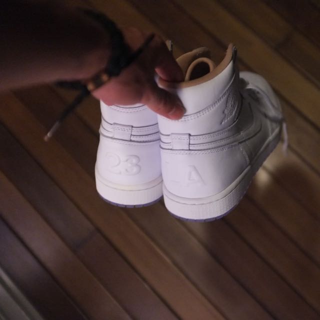Jordan retro online footaction