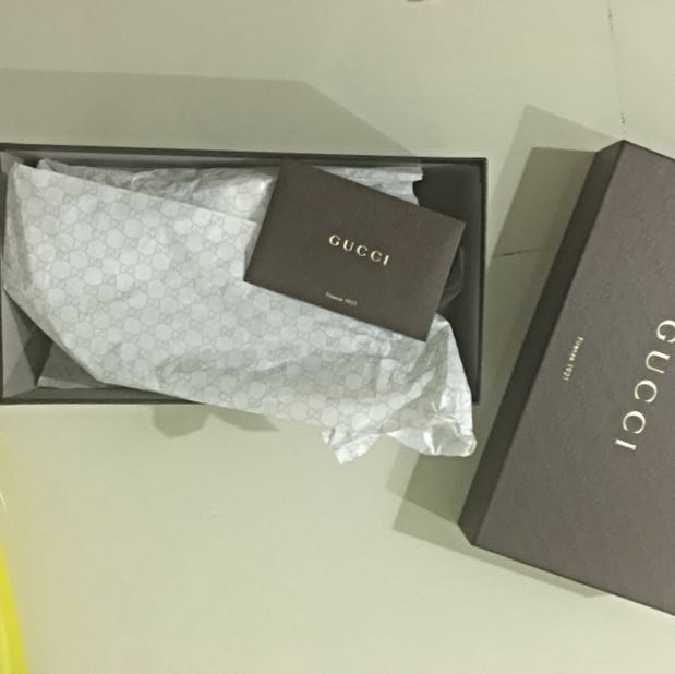 Authentic Gucci katina bio plastic rubber thong sandal