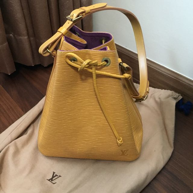 LV Epi Leather Bucket Bag, Luxury, Bags & Wallets on Carousell