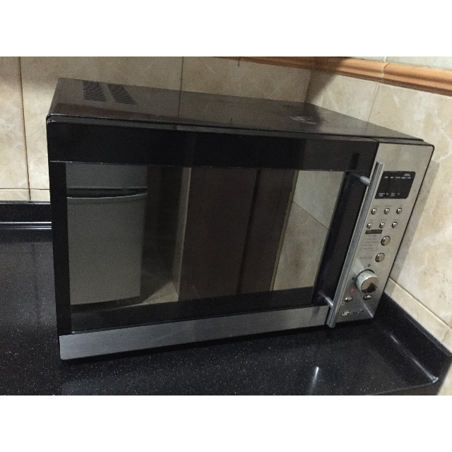 Microwave Grill Oven SMEG 25L Model FMA 25X, TV & Home Appliances