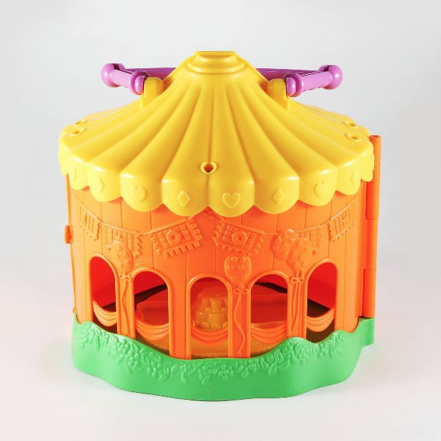 Preloved Dora The Explorer Carnival Tent PlayHouse, Hobbies & Toys