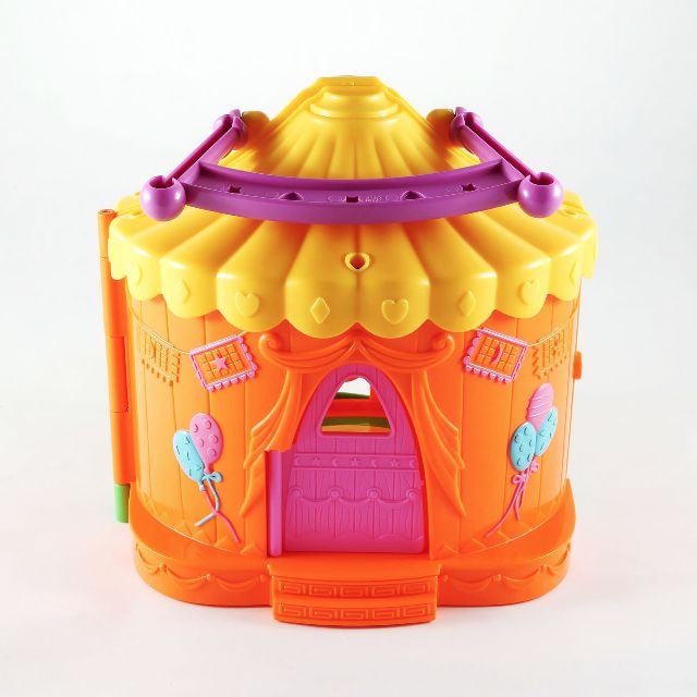 Preloved Dora The Explorer Carnival Tent PlayHouse, Hobbies & Toys