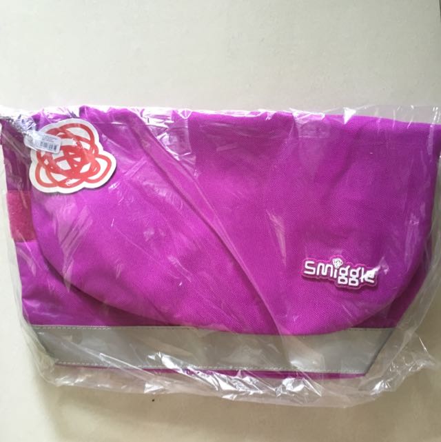 Smiggle messenger bag Clearance