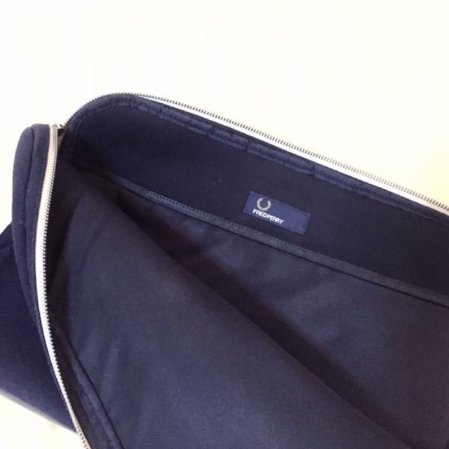 Fred perry laptop case hot sale