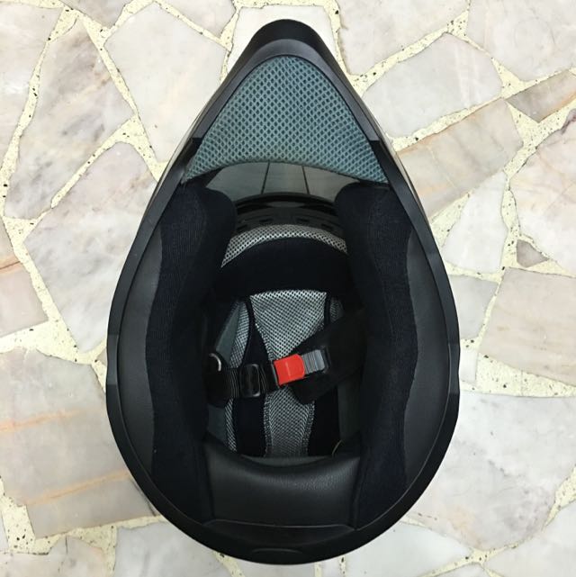 MDS Helmet, Car Accessories on Carousell