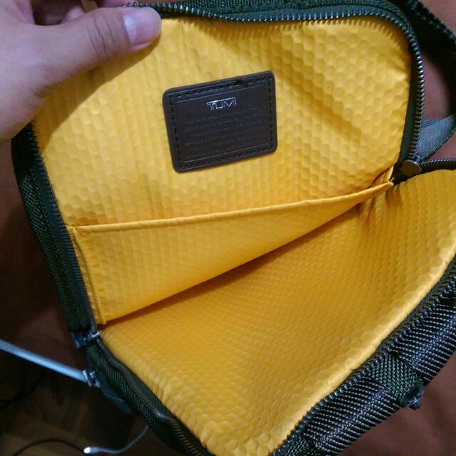 Tumi Sling Bag, High Grade Replica, Helping Friend To Sell, Brand New. Text 82188034, Luxury, Bags & Wallets Carousell