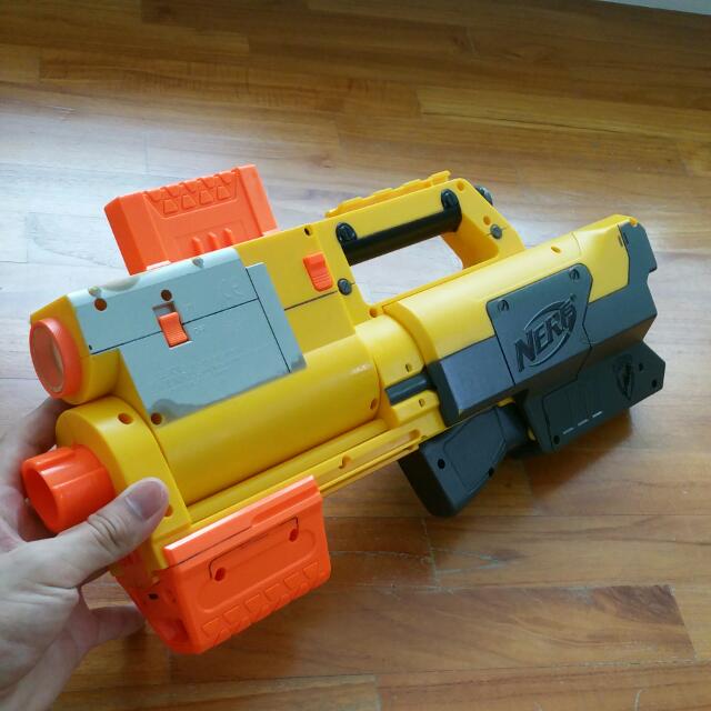 Nerf Deploy (Category: Action & Battle Toys) located in Singapore. Submitted by itemforsale (Listing ID 41743126, Image 2). Description: .