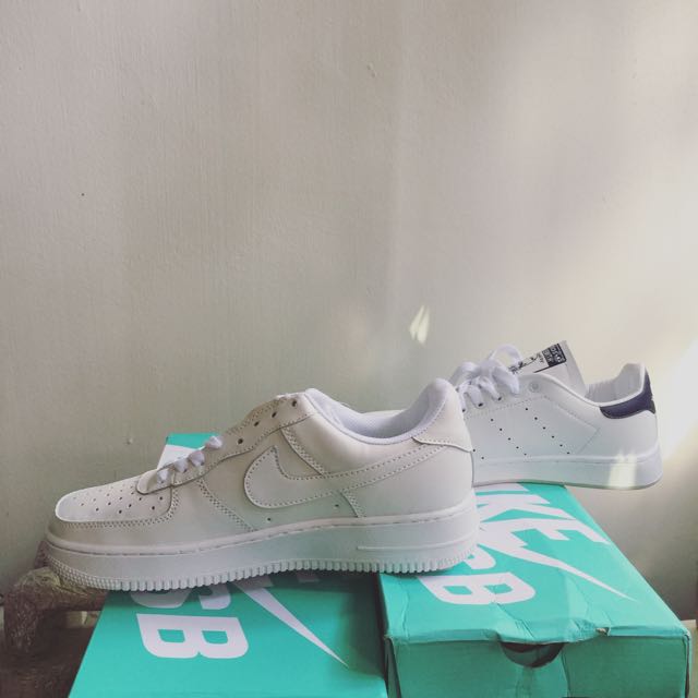 Air force 1 shop or stan smith