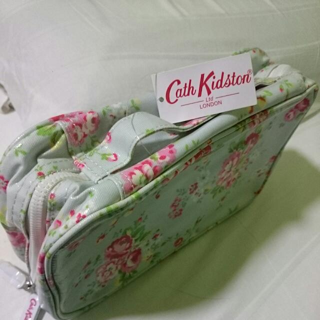 CATH KIDSTON 2 Fold Toiletry Bag Spray Flower Authentic BNWT