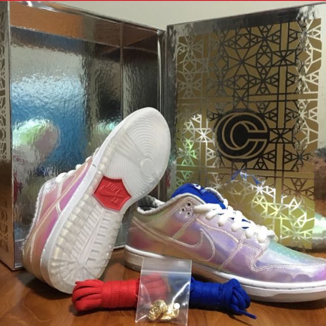Nike sb dunk low holy grail hotsell