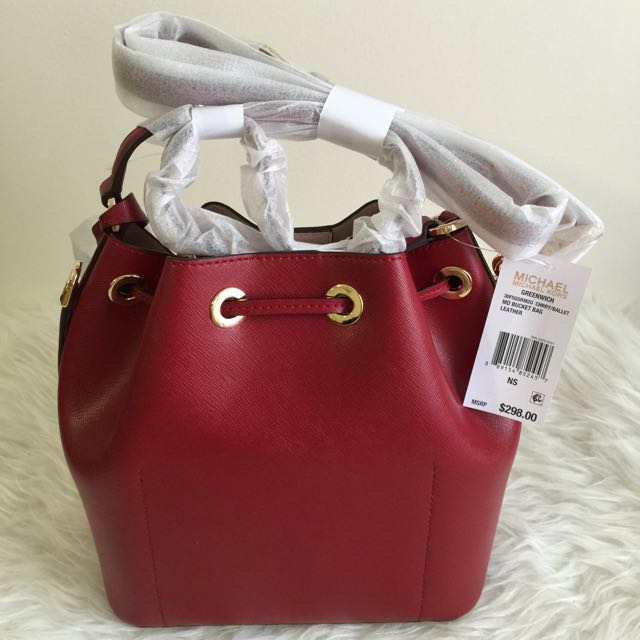 Mk greenwich medium bucket bag deals